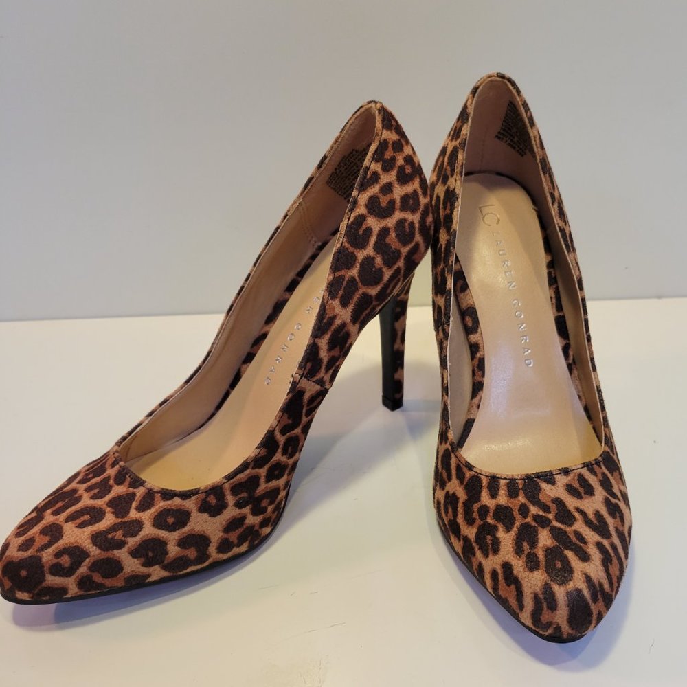 LC Lauren Conrad Blossom Leopard Suede Pumps High Heels - SIZE 6M
